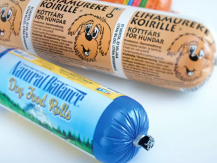 gerollte und verpackte Würste